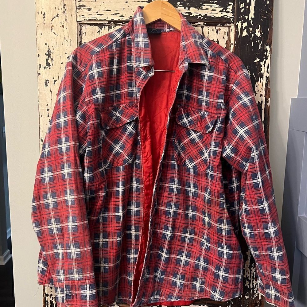Vintage Coyote oversized plaid flannel Shacket. Size small. Men’s